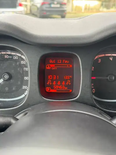 Fiat Panda 2019 - 8750 EUR, 59463 km - AUTO.MOTO.pt - 59463km - foto 10 de 14