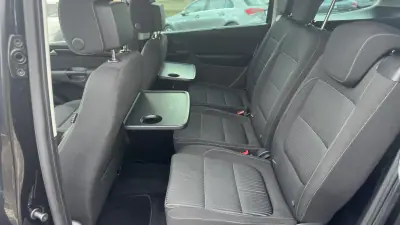 SEAT Alhambra 2016 - 18490 EUR, 204000 km - AUTO.MOTO.pt - 204000km - foto 10 de 22
