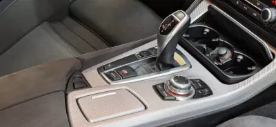 BMW 520 2011 - 19990 EUR, 157000 km - AUTO.MOTO.pt - 157000km - foto 19 de 37
