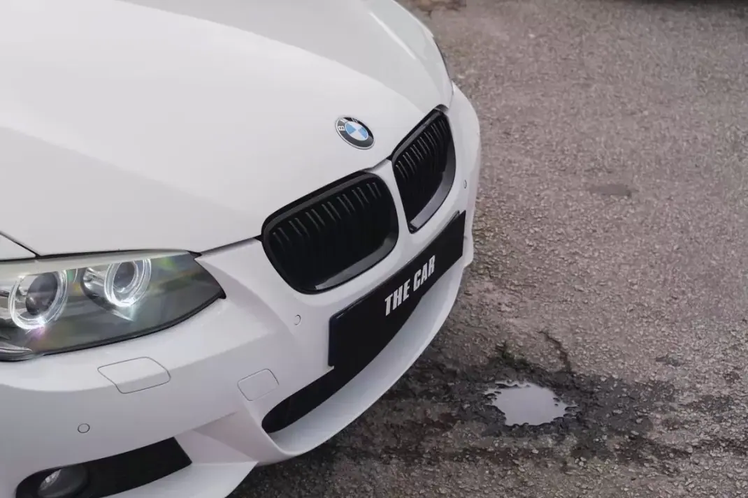 BMW 320 2016 - 18900 EUR, 230000 km - AUTO.MOTO.pt - 230000km - foto 8 de 28