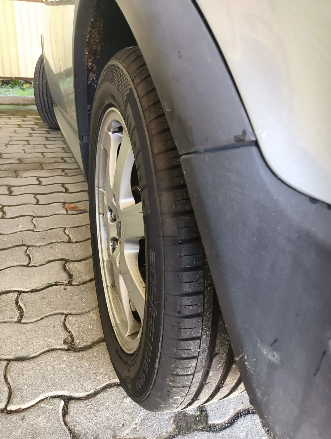 Volvo C30 2007 - 4800 EUR, 316000 km - 316000km - foto 12 de 12