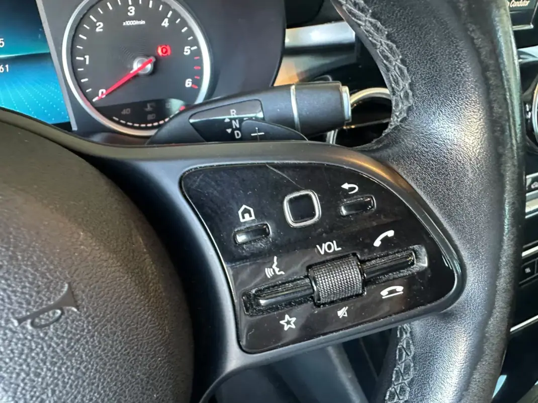 Mercedes-Benz C 220 2019 - 28900 EUR, 98261 km - 98261km - foto 19 de 31