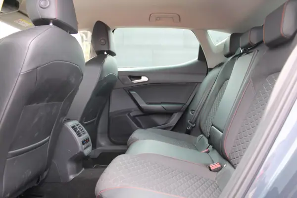 SEAT Leon 2021 - 15990 EUR, 192000 km - AUTO.MOTO.pt - 192000km - foto 18 de 32