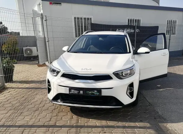 Kia Stonic 2022 - 14900 EUR, 71342 km - AUTO.MOTO.pt - 71342km - foto 6 de 20