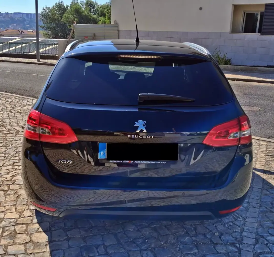 Peugeot 308 SW 2018 - 8990 EUR, 134000 km - 134000km - foto 6 de 26