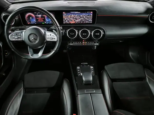 Mercedes-Benz A 250 Limousine 2020 - 25950 EUR, 141000 km - AUTO.MOTO.pt - 141000km - foto 16 de 55