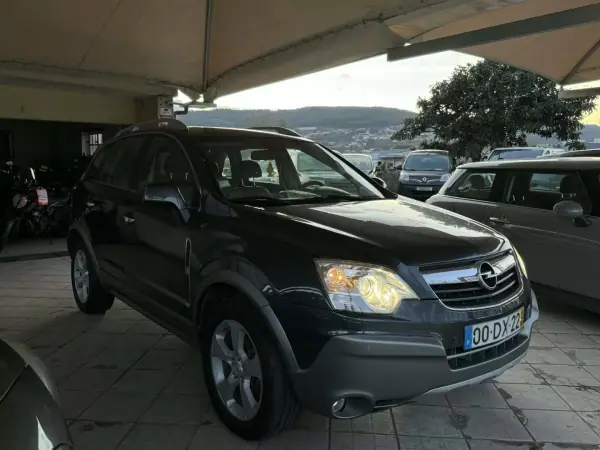 Opel Antara 2007 - 9700 EUR, 172390 km - AUTO.MOTO.pt - 172390km - foto 6 de 18