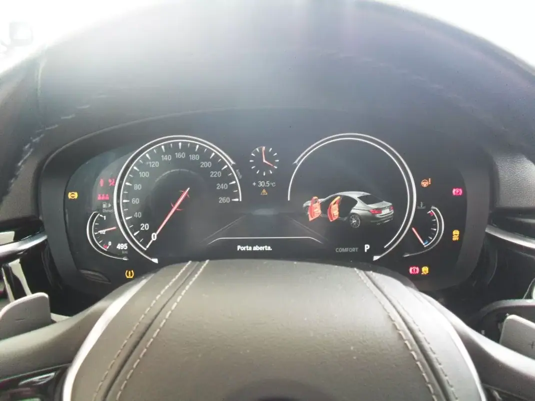 BMW 520 2017 - 26950 EUR, 80835 km - 80835km - foto 12 de 38