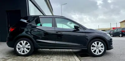 SEAT Arona 2017 - 13750 EUR, 116324 km - AUTO.MOTO.pt - 116324km - foto 4 de 17