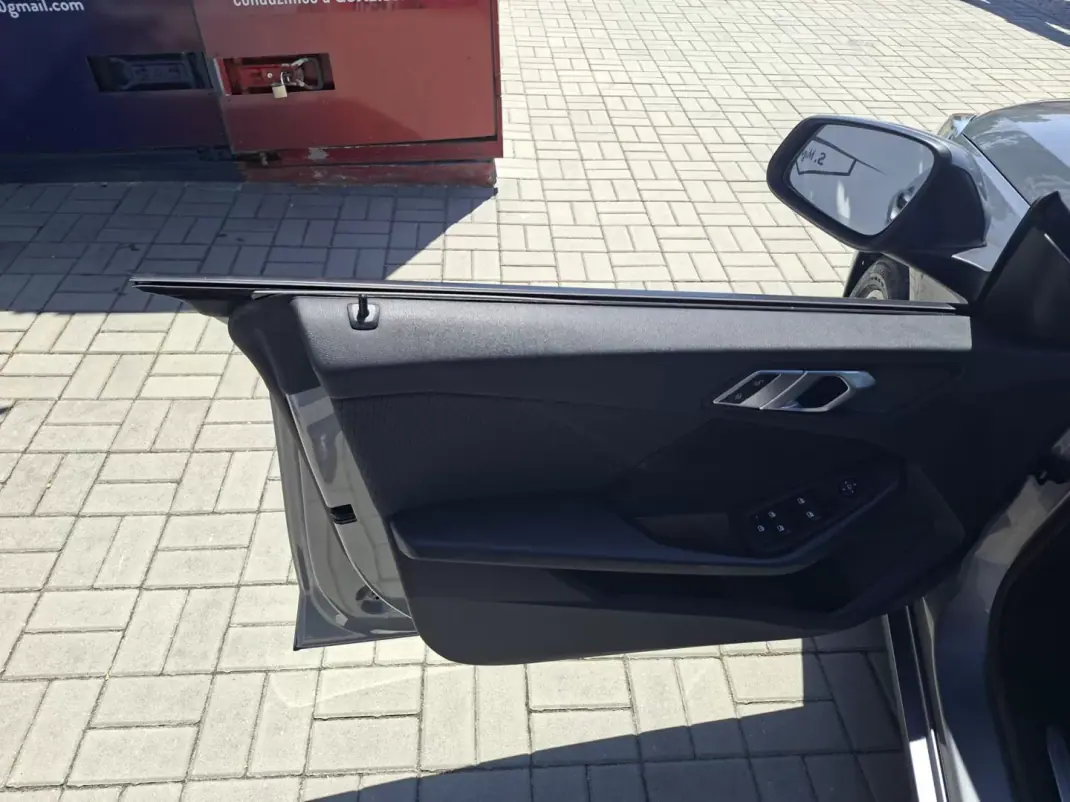BMW 216 Gran Coupé 2022 - 23550 EUR, 53553 km - 53553km - foto 4 de 36