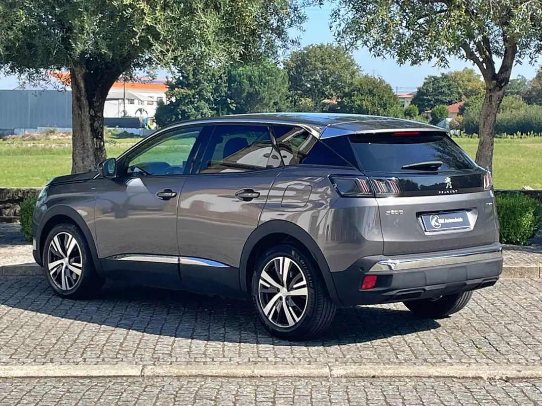 Peugeot 3008 2022 - 22900 EUR, 46000 km - 46000km - foto 8 de 37