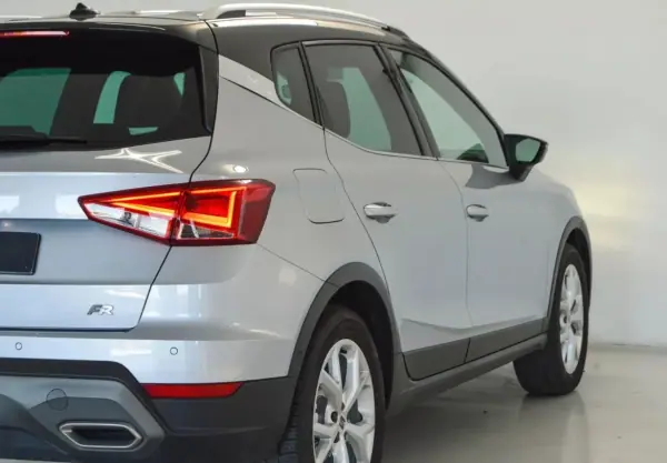 SEAT Arona 2021 - 17900 EUR, 54000 km - AUTO.MOTO.pt - 54000km - foto 6 de 33