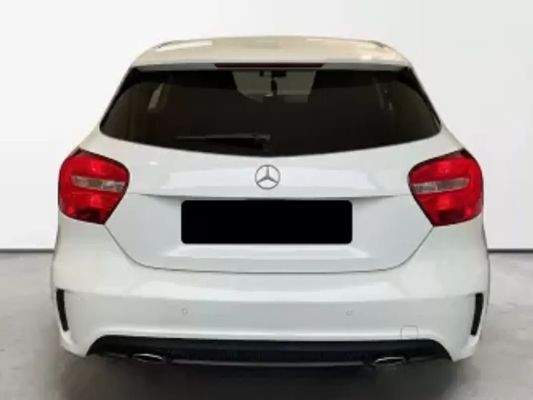 Mercedes-Benz A 180 2013 - 18990 EUR, 165740 km - AUTO.MOTO.pt - 165740km - foto 7 de 11