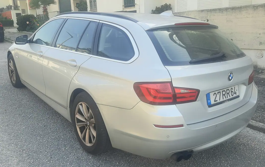 BMW 520 2011 - 11500 EUR, 315000 km - AUTO.MOTO.pt - 315000km - foto 2 de 6