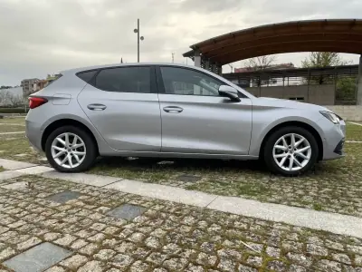 SEAT Leon 2021 - 20900 EUR, 118428 km - AUTO.MOTO.pt - 118428km - foto 2 de 11