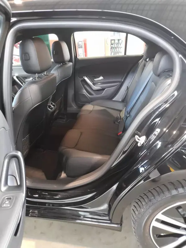 Mercedes-Benz A 250e 2021 - 25490 EUR, 83210 km - AUTO.MOTO.pt - 83210km - foto 9 de 17