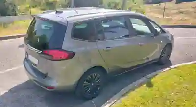 Opel Zafira 2019 - 18750 EUR, 116293 km - AUTO.MOTO.pt - 116293km - foto 4 de 15