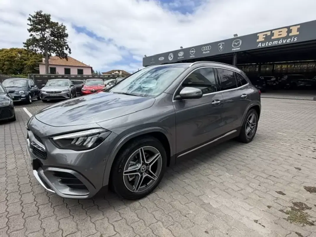 Mercedes-Benz GLA 180 2024 - 47900 EUR, 51250 km - AUTO.MOTO.pt - 51250km - foto 1 de 12