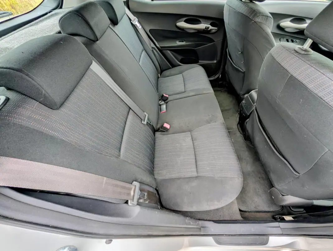Toyota Auris 2009 - 4750 EUR, 291081 km - 291081km - foto 12 de 17