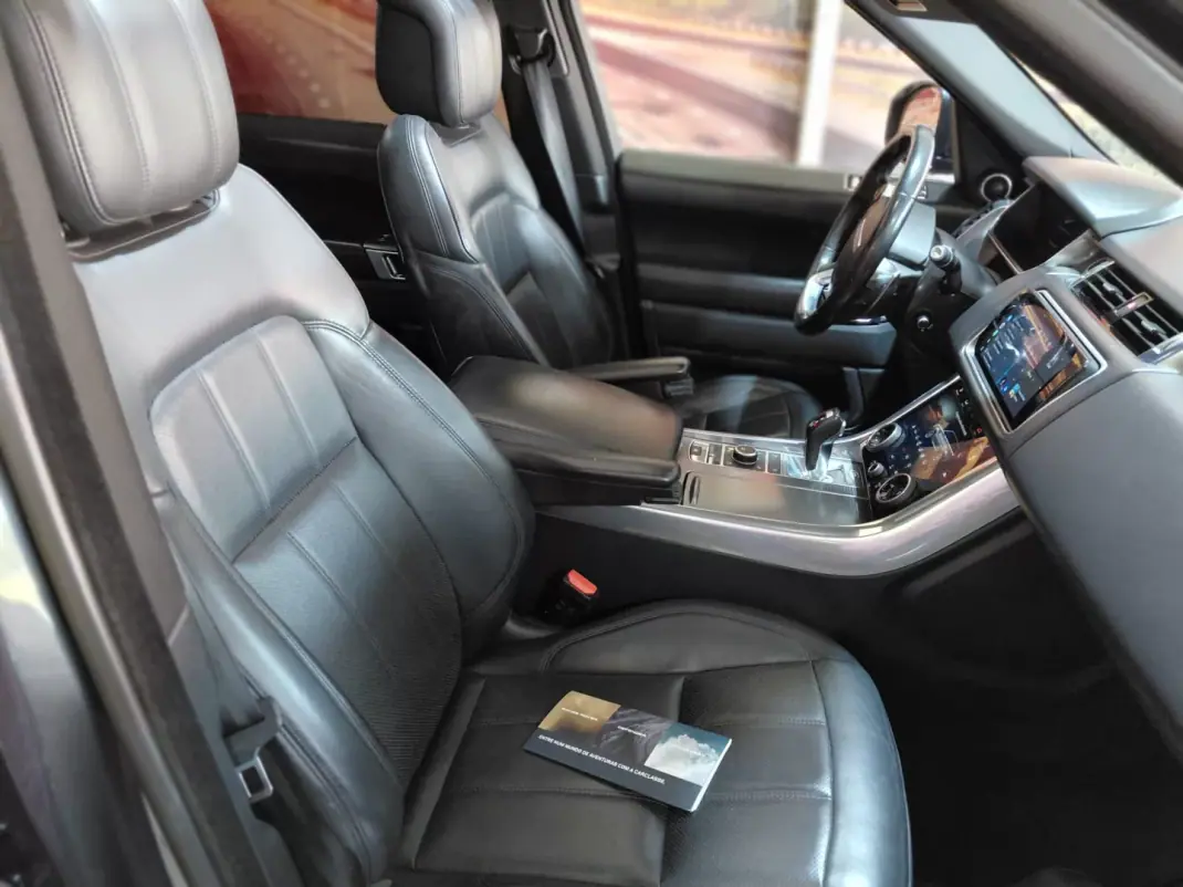 Land Rover Range Rover Sport 2019 - 57900 EUR, 128000 km - AUTO.MOTO.pt - 128000km - foto 25 de 34