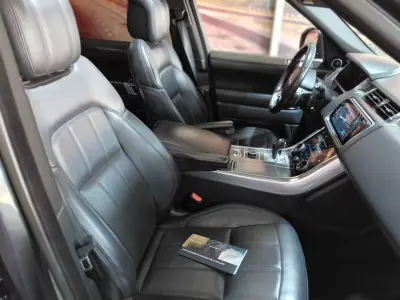 Land Rover Range Rover Sport 2019 - 57900 EUR, 128000 km - AUTO.MOTO.pt - 128000km - foto 25 de 34