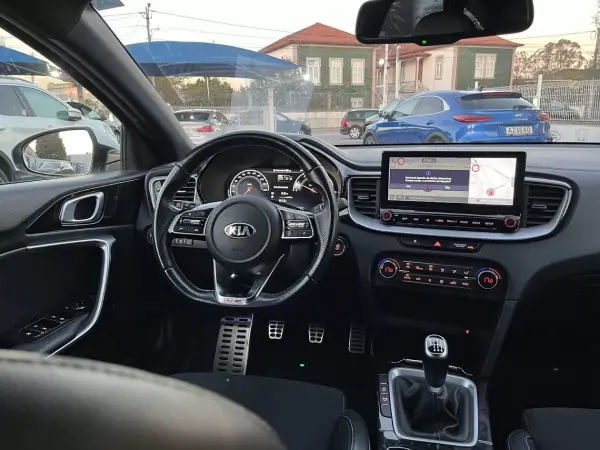Kia ProCeed 2022 - 19450 EUR, 92000 km - AUTO.MOTO.pt - 92000km - foto 11 de 51
