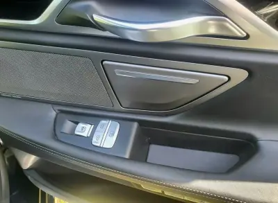 BMW 730 2015 - 32850 EUR, 158000 km - AUTO.MOTO.pt - 158000km - foto 13 de 19