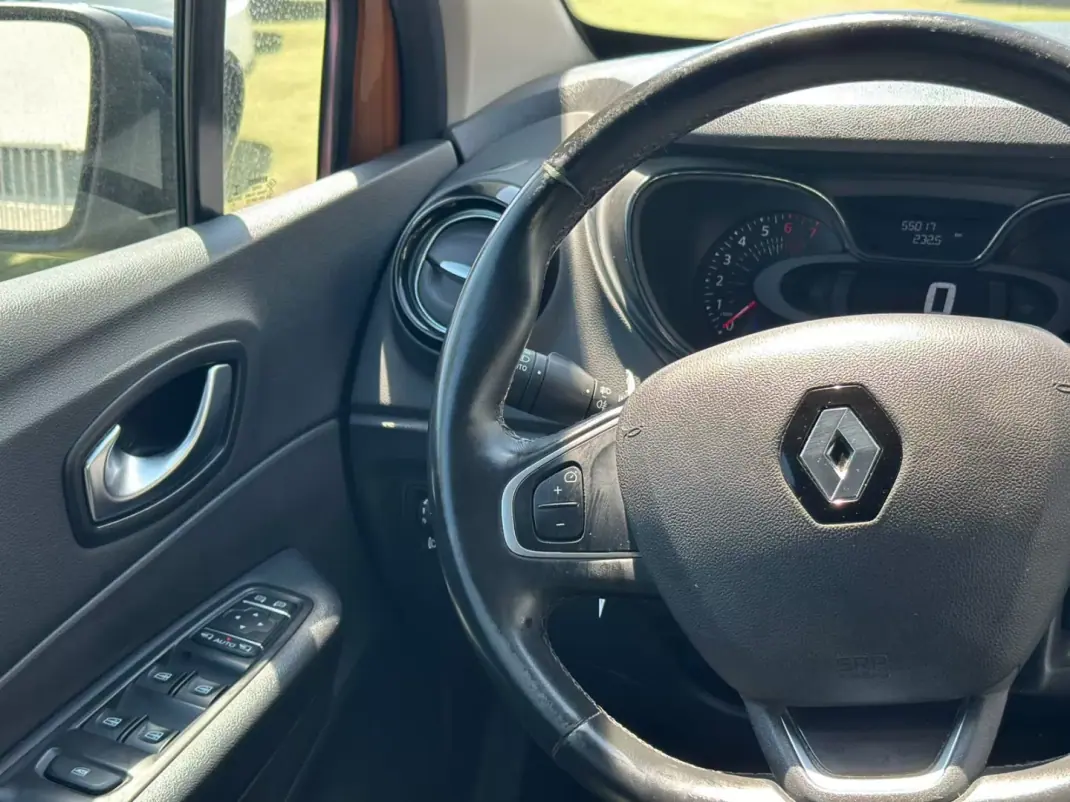 Renault Captur 2019 - 17990 EUR, 55017 km - 55017km - foto 14 de 16