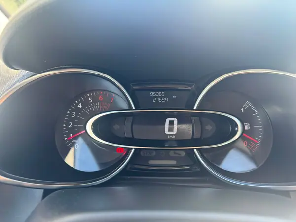 Renault Clio (Energy) TCe 90 Start & Stop LIMITED 2018 Petrol