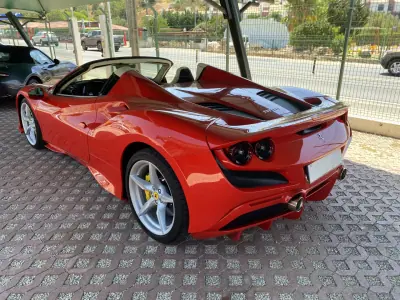 Ferrari F8 Tributo 2022 - 425600 EUR, 4336 km - AUTO.MOTO.pt - 4336km - foto 40 de 54
