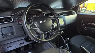 Dacia Duster 2024 - 19500 EUR, 38700 km - AUTO.MOTO.pt - 38700km - foto 13 de 23