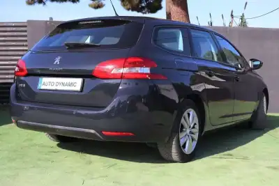 Peugeot 308 SW 2018 - 13000 EUR, 154910 km - AUTO.MOTO.pt - 154910km - foto 3 de 6