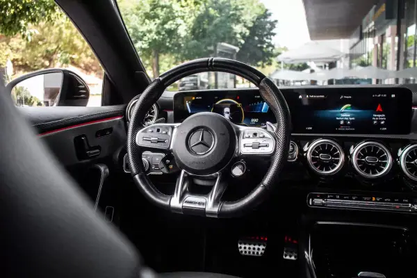 Mercedes-Benz CLA 35 AMG 2022 - 41990 EUR, 111659 km - AUTO.MOTO.pt - 111659km - foto 36 de 49