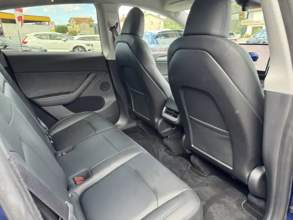 Tesla Model Y 2024 - 34500 EUR, 38000 km - 38000km - foto 15 de 25
