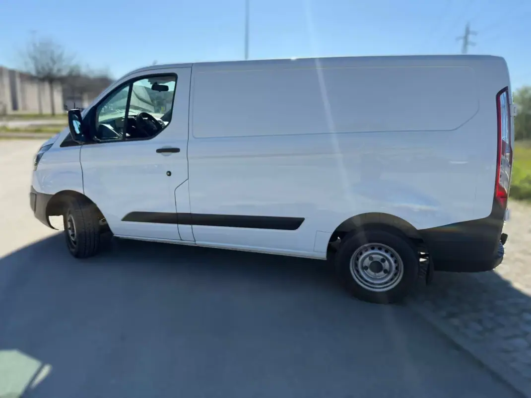 Ford Transit Custom L1 2.0 TDCI H1 2016 - 14900 EUR, 116758 km - AUTO.MOTO.pt - 116758km - foto 2 de 17