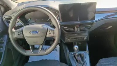 Ford Focus SW 2024 — foto 6 de 21