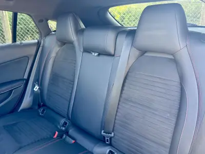 Mercedes-Benz CLA 220 2017 - 21999 EUR, 160000 km - AUTO.MOTO.pt - 160000km - foto 18 de 24