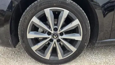 Renault Mégane 2021 - 18450 EUR, 67800 km - AUTO.MOTO.pt - 67800km - foto 19 de 19
