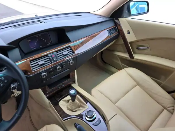 BMW 520 2006 - 9990 EUR, 153000 km - AUTO.MOTO.pt - 153000km - foto 14 de 29