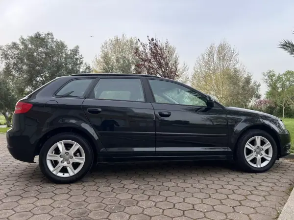 Audi A3 2010 - 10965 EUR, 150000 km - AUTO.MOTO.pt - 150000km - foto 12 de 38