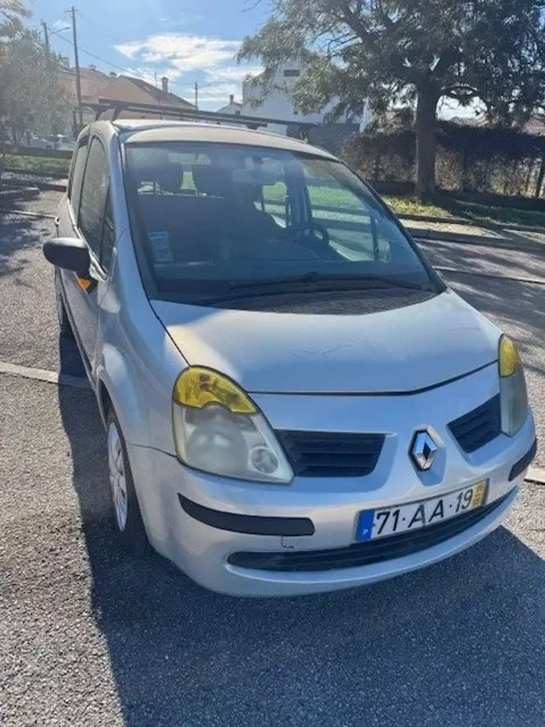 Renault Modus 2005 - 2500 EUR, 284633 km - AUTO.MOTO.pt - 284633km - foto 2 de 17