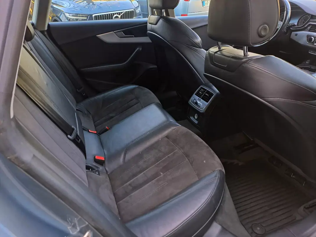 Audi A5 Sportback 2018 - 19750 EUR, 210000 km - AUTO.MOTO.pt - 210000km - foto 17 de 32