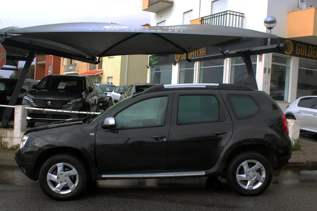 Dacia Duster 2010 - 6250 EUR, 155000 km - AUTO.MOTO.pt - 155000km - foto 2 de 24