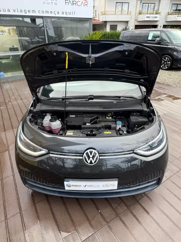 Volkswagen ID.3 2020 - 21950 EUR, 74500 km - AUTO.MOTO.pt - 74500km - foto 6 de 16