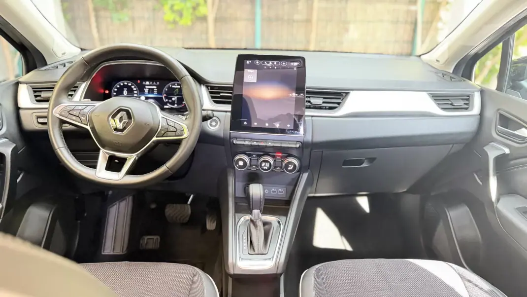 Renault Captur 2023 - 22900 EUR, 24425 km - AUTO.MOTO.pt - 24425km - foto 13 de 22