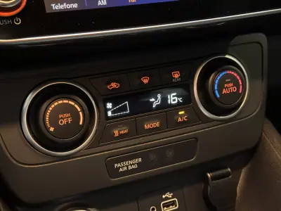 Nissan Leaf 2022 - 15990 EUR, 95500 km - AUTO.MOTO.pt - 95500km - foto 25 de 32