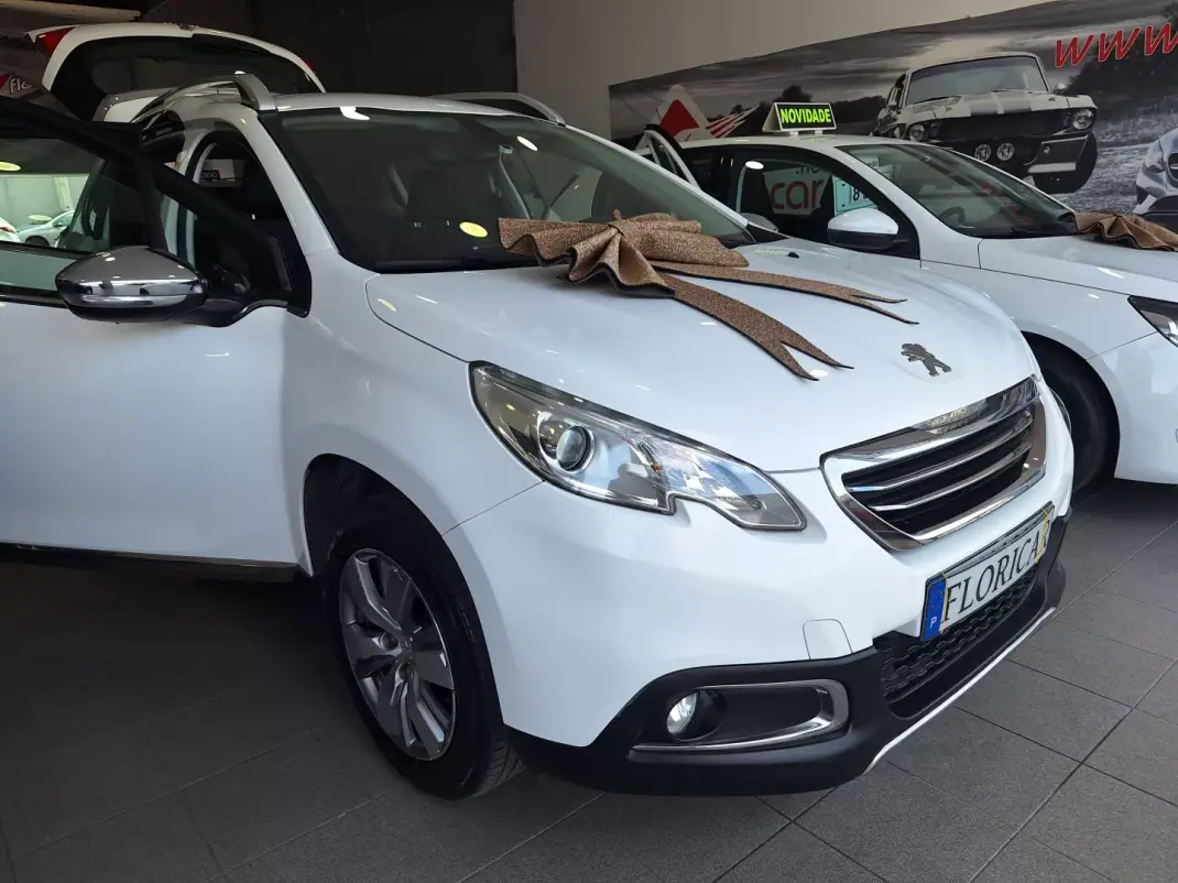Peugeot 2008 2015 - 8900 EUR, 108000 km - AUTO.MOTO.pt - 108000km - foto 1 de 18