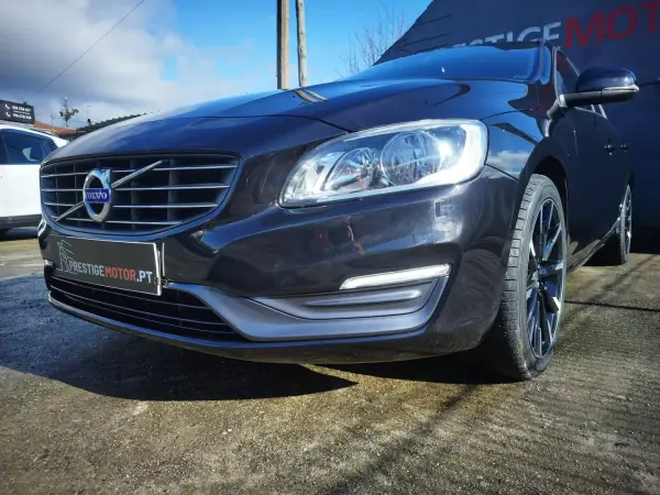 Volvo V60 2014 - 12900 EUR, 172000 km - AUTO.MOTO.pt - 172000km - foto 24 de 24
