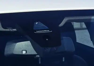 BMW 318 2020 - 28999 EUR, 100000 km - AUTO.MOTO.pt - 100000km - foto 32 de 35