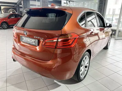 BMW 225xe Active Tourer 2020 - 19800 EUR, 74348 km - AUTO.MOTO.pt - 74348km - foto 4 de 25